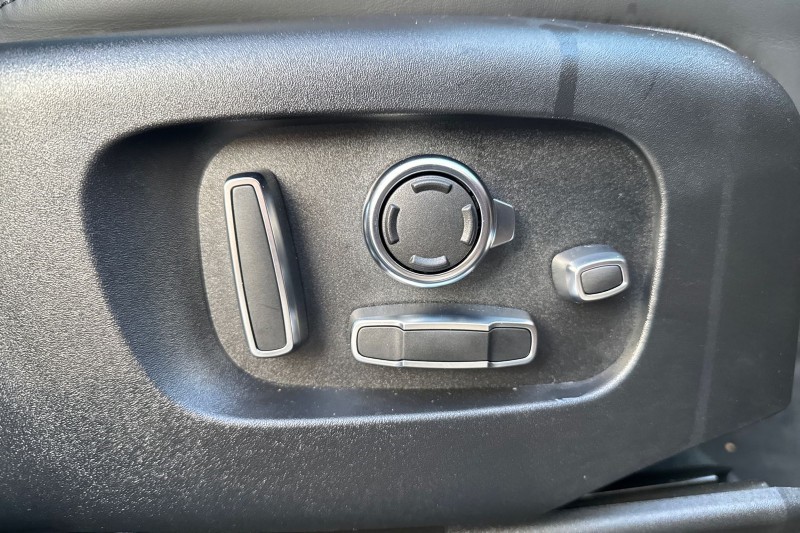 Used Land Rover Range Rover Velar 2024 for sale - 76984341: Photo 24