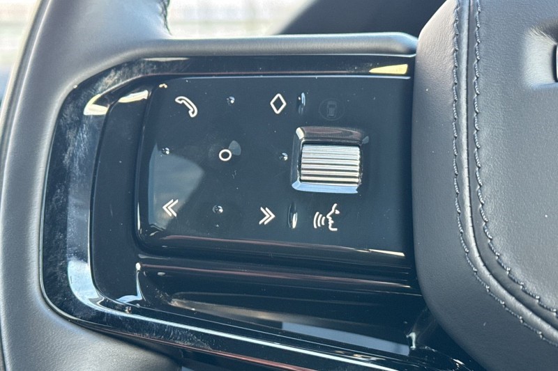 Used Land Rover Range Rover Velar 2024 for sale - 76984341: Photo 28