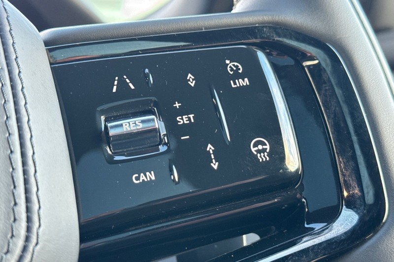 Used Land Rover Range Rover Velar 2024 for sale - 76984341: Photo 29