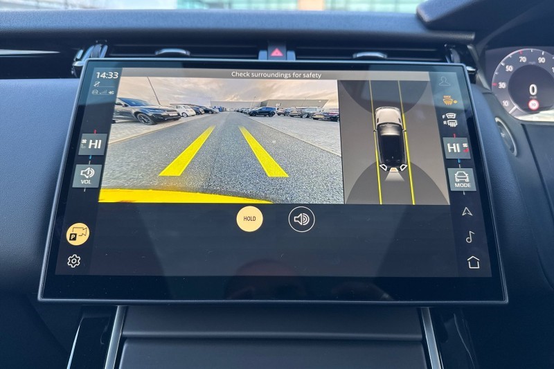 Used Land Rover Range Rover Velar 2024 for sale - 76984341: Photo 32