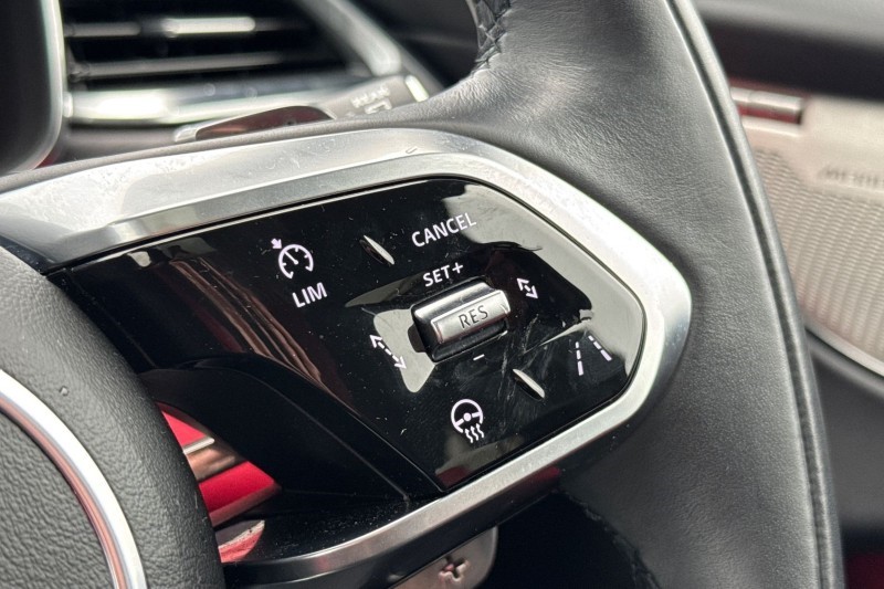 Used Jaguar F-Pace 2024 for sale - 76984334: Photo 29