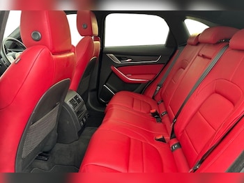 Used Jaguar F-Pace 2024 for sale - 76984334: Photo