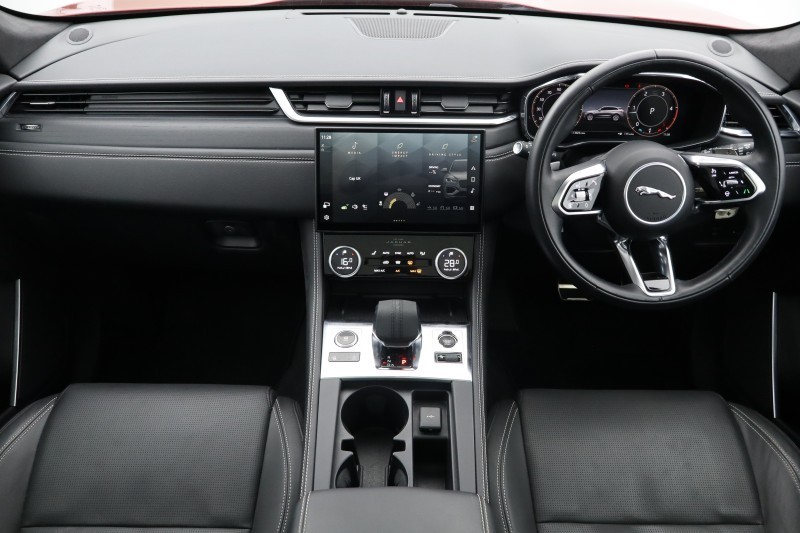 Used Jaguar F-Pace 2024 for sale - 77732677: Photo 9