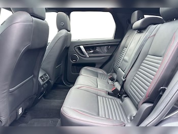 Used Land Rover Discovery Sport 2023 for sale - 76984358: Photo