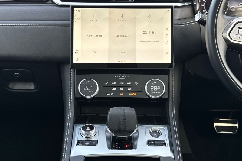 Used Jaguar F-Pace 2024 for sale - 77137797: Photo 14