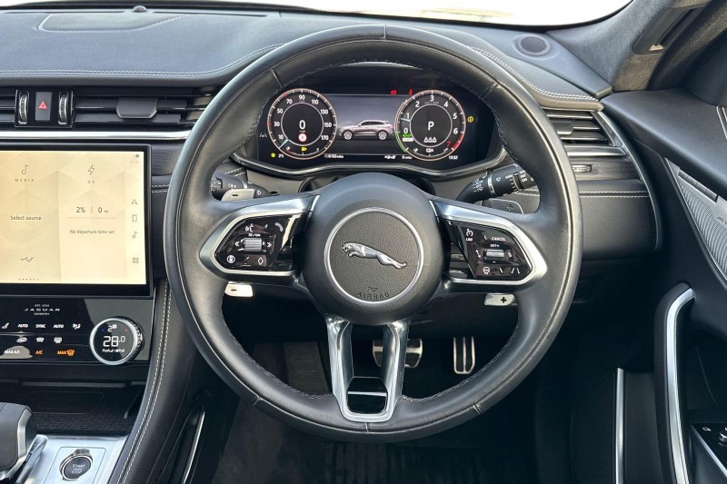 Used Jaguar F-Pace 2024 for sale - 77137797: Photo 15