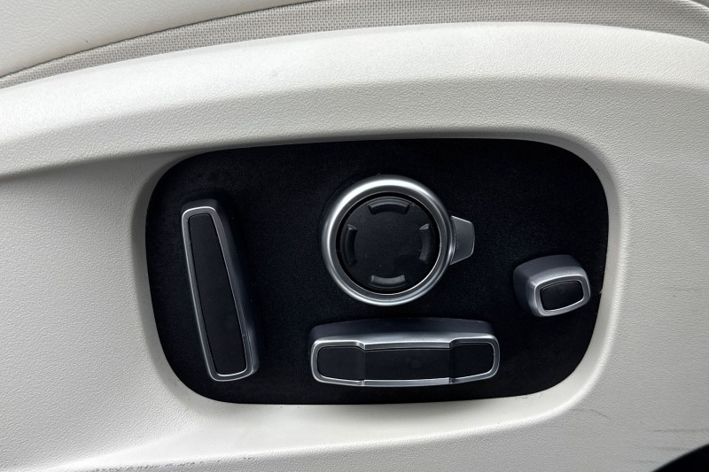 Used Jaguar F-Pace 2024 for sale - 77504485: Photo 24