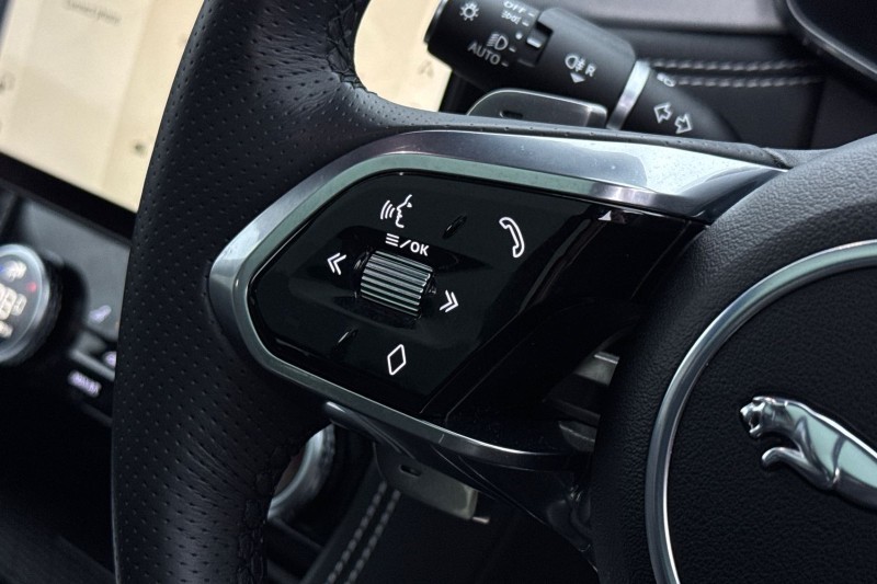 Used Jaguar F-Pace 2023 for sale - 77461941: Photo 27