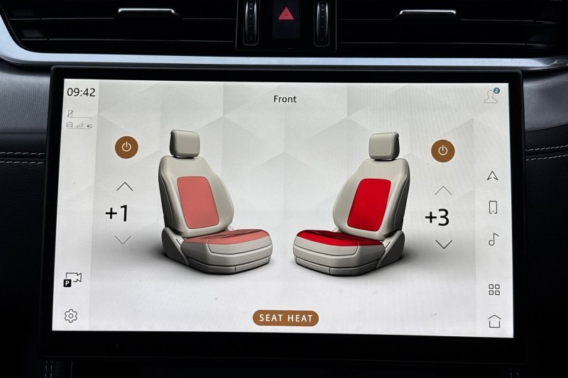 Used Jaguar F-Pace 2023 for sale - 77461941: Photo 33