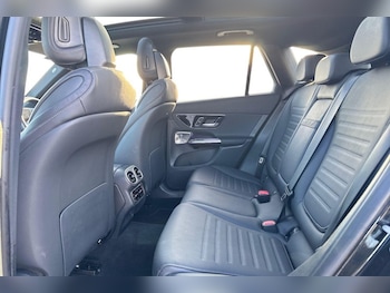 Used Mercedes-Benz GLC 2024 for sale - 77148046: Photo