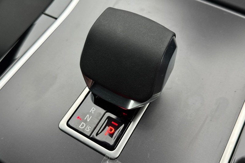 Used Land Rover Range Rover Evoque 2025 for sale - 78055376: Photo 13