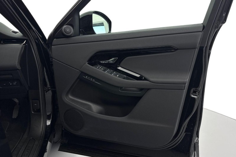Used Land Rover Range Rover Evoque 2025 for sale - 78055376: Photo 21