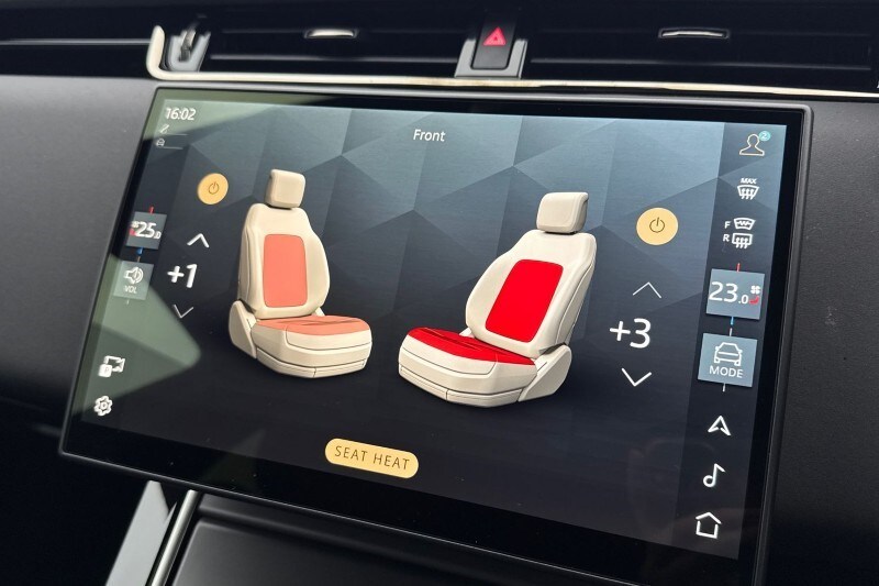 Used Land Rover Range Rover Evoque 2025 for sale - 78055376: Photo 32