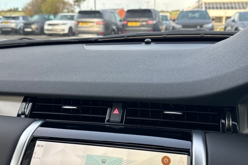 Used Land Rover Discovery Sport 2022 for sale - 76984308: Photo 31