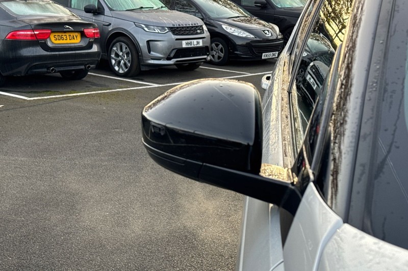 Used Land Rover Discovery Sport 2022 for sale - 76984308: Photo 43