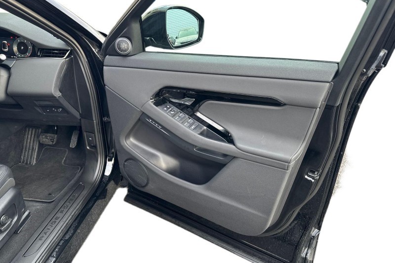 Used Land Rover Range Rover Evoque 2025 for sale - 77261769: Photo 21