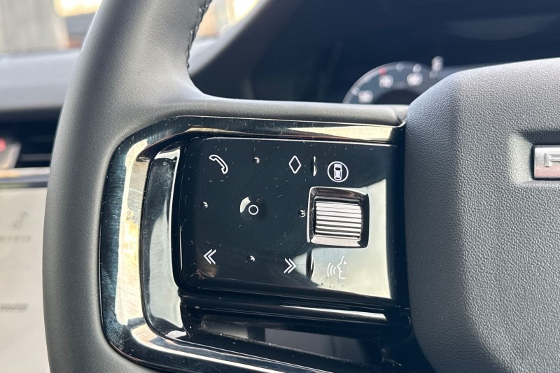 Used Land Rover Range Rover Evoque 2025 for sale - 77261769: Photo 26