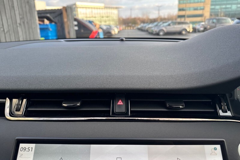 Used Land Rover Range Rover Evoque 2025 for sale - 77261769: Photo 32