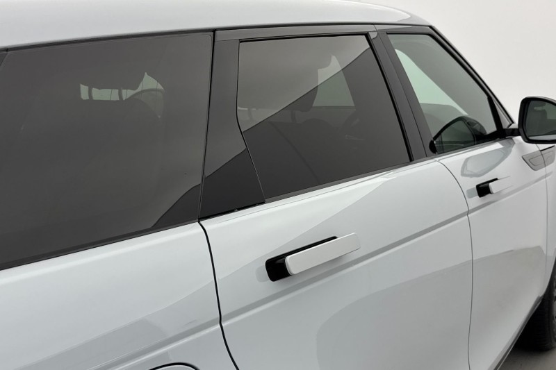 Used Land Rover Range Rover Evoque 2025 for sale - 77353907: Photo 46