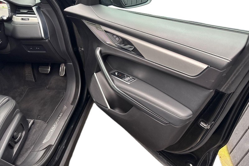 Used Jaguar F-Pace 2024 for sale - 76984336: Photo 22
