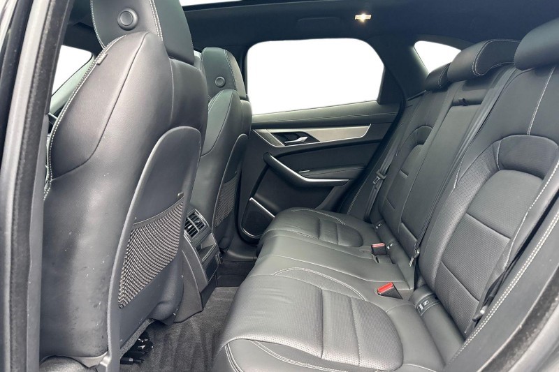 Used Jaguar F-Pace 2024 for sale - 76984336: Photo 4