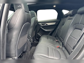 Used Jaguar F-Pace 2024 for sale - 76984336: Photo