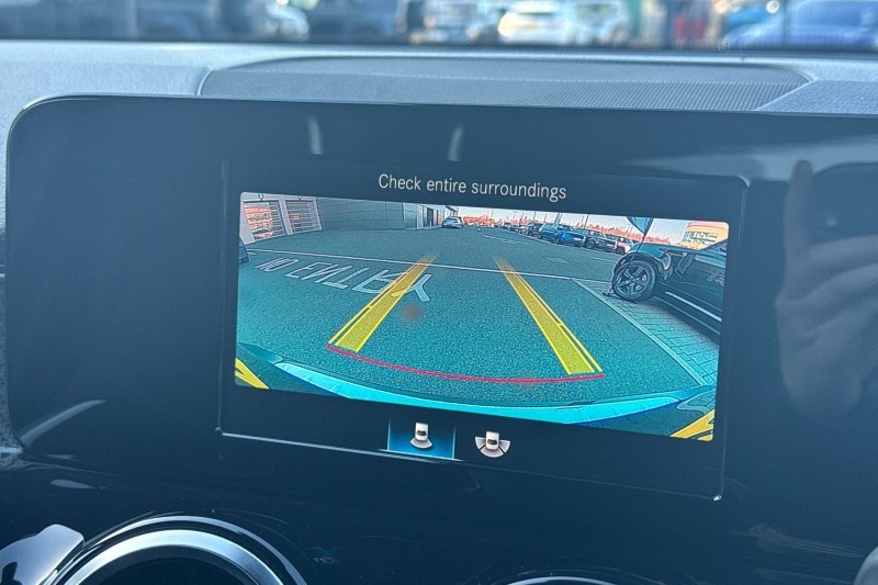 Used Mercedes-Benz GLB 2022 for sale - 77930964: Photo 12