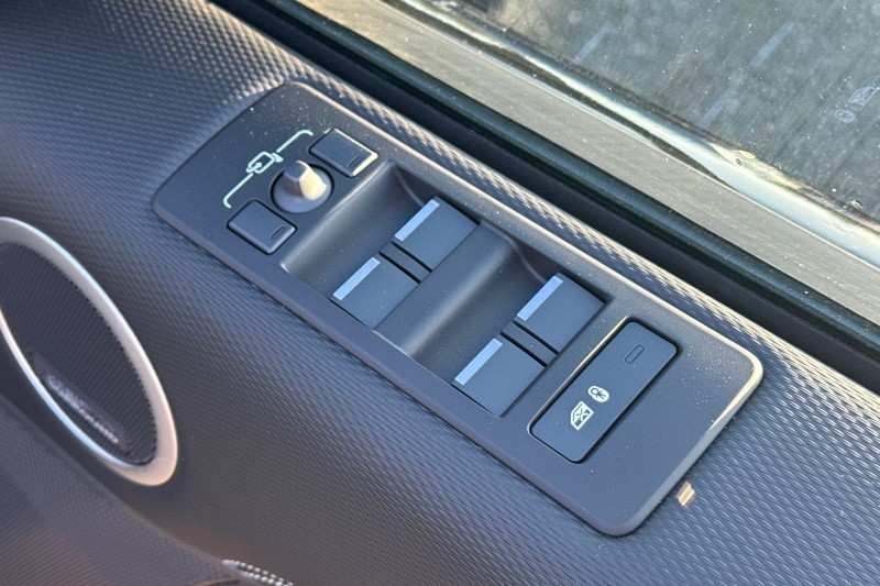 Used Land Rover Discovery 2025 for sale - 77848247: Photo 23