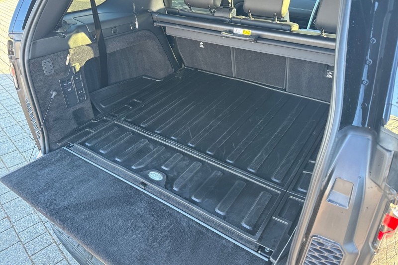 Used Land Rover Discovery 2025 for sale - 77848247: Photo 37