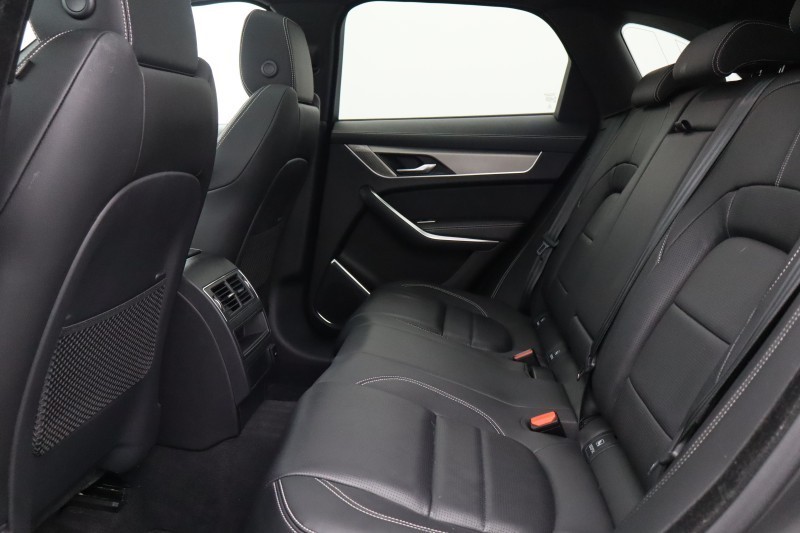 Used Jaguar F-Pace 2024 for sale - 77950827: Photo 4