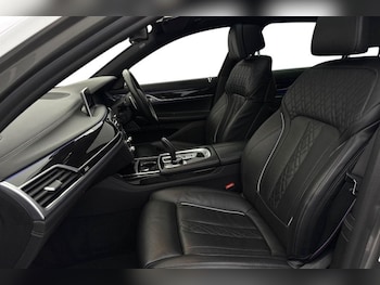 Used BMW 7 Series 2020 for sale - 77592329: Photo