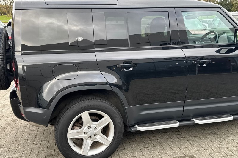 Used Land Rover Defender 2022 for sale - 76984317: Photo 46