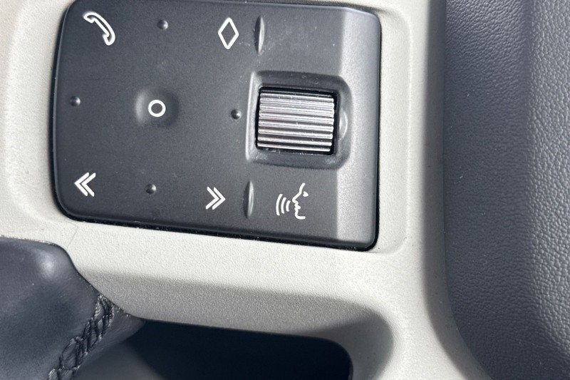 Used Land Rover Defender 2022 for sale - 76984317: Photo 49