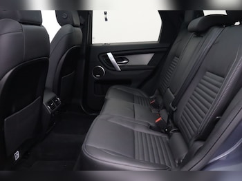 Used Land Rover Discovery Sport 2025 for sale - 79479119: Photo