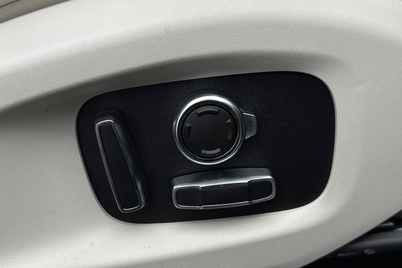 Used Jaguar F-Pace 2023 for sale - 77339565: Photo 24