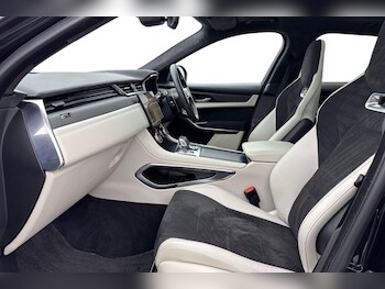 Used Jaguar F-Pace 2023 for sale - 77339565: Photo