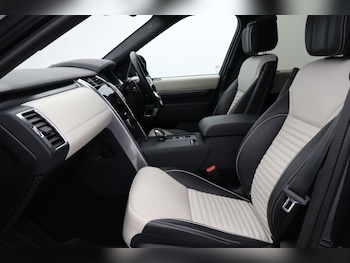 Used Land Rover Discovery 2024 for sale - 78835208: Photo