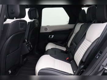 Used Land Rover Discovery 2024 for sale - 78835208: Photo