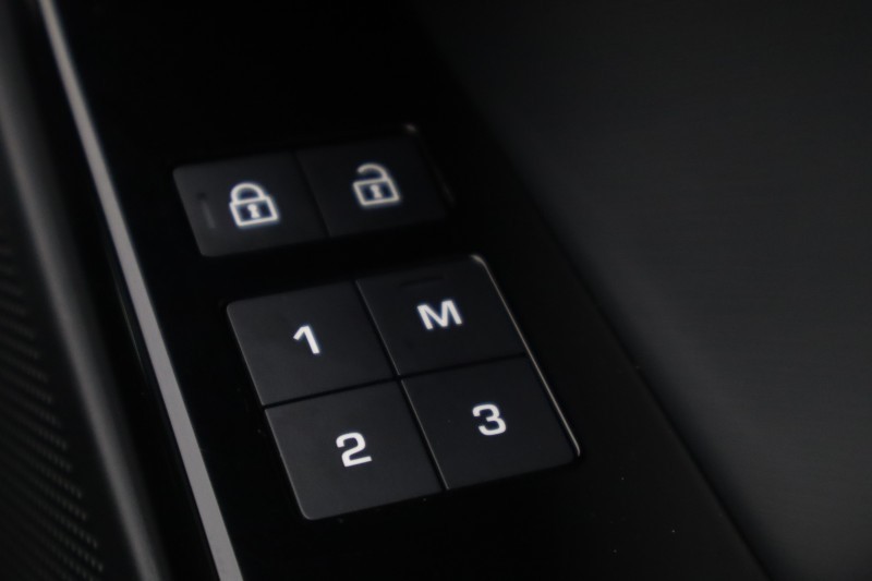 Used Land Rover Range Rover Velar 2023 for sale - 77718124: Photo 49