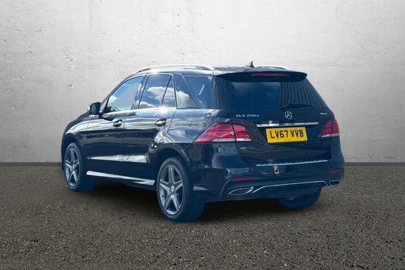 Used Mercedes-Benz GLE 2017 for sale - 77877730: Photo 2