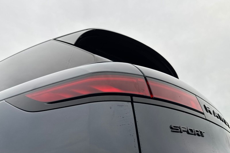 Used Land Rover Range Rover Sport 2024 for sale - 76984320: Photo 19