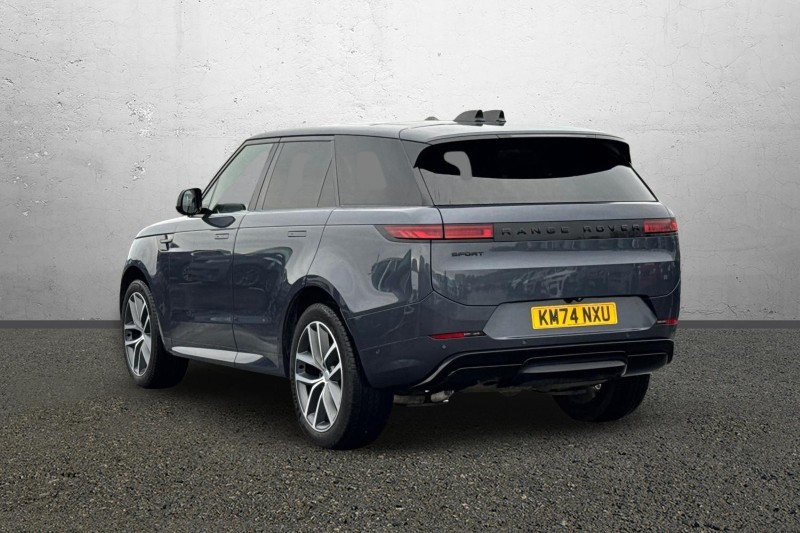 Used Land Rover Range Rover Sport 2024 for sale - 76984320: Photo 2