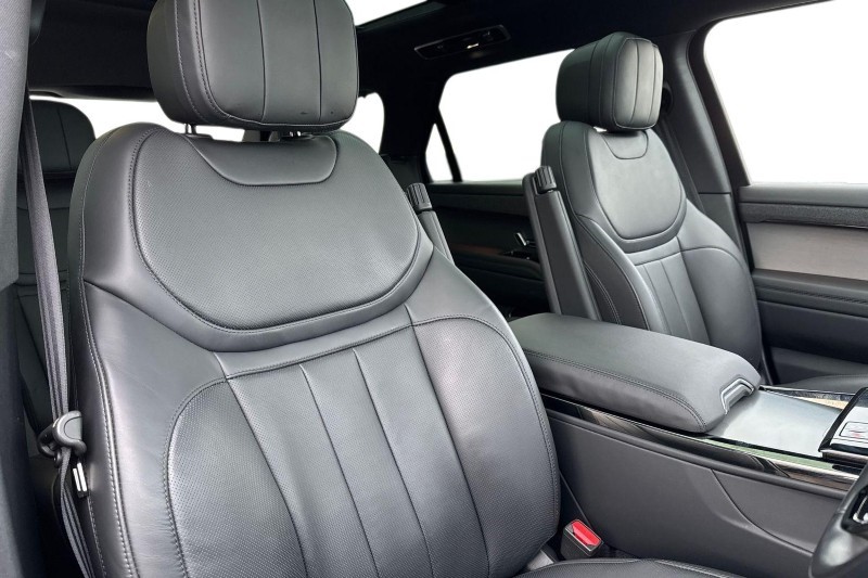 Used Land Rover Range Rover Sport 2024 for sale - 76984320: Photo 26