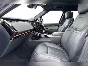 Used Land Rover Range Rover Sport 2024 for sale - 76984320: Photo