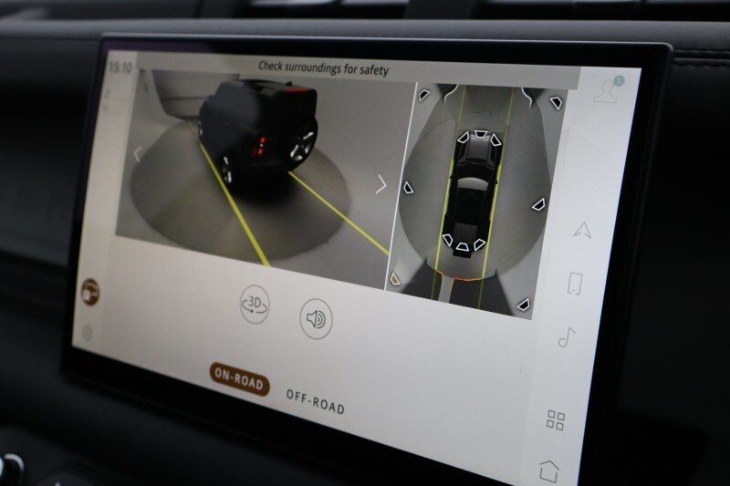 Used Land Rover Defender 2023 for sale - 77915620: Photo 12