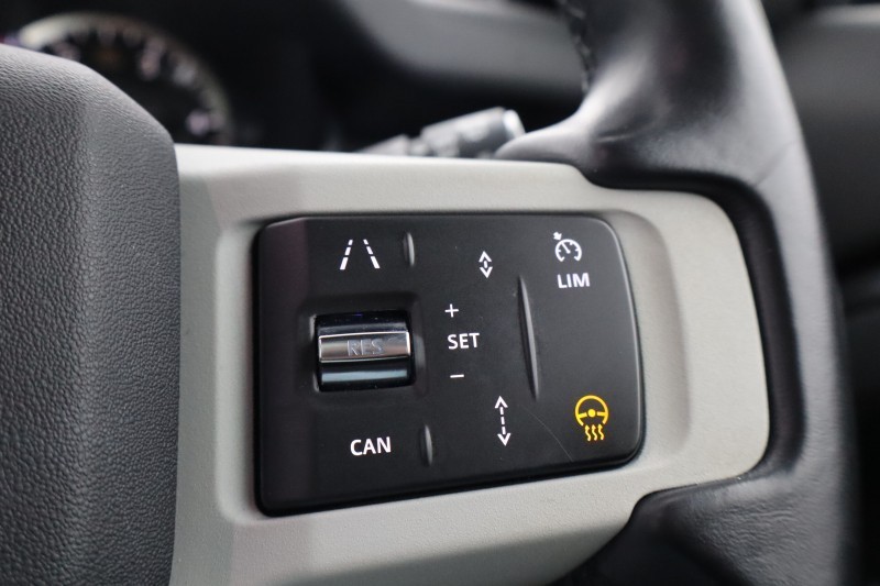 Used Land Rover Defender 2023 for sale - 77915620: Photo 29