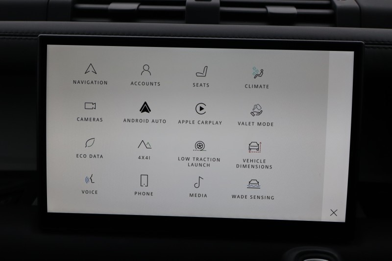 Used Land Rover Defender 2023 for sale - 77915620: Photo 36