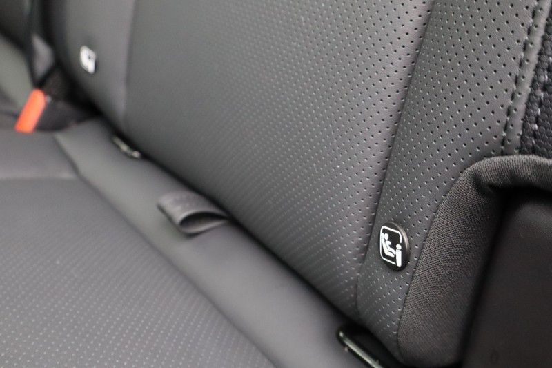 Used Land Rover Defender 2023 for sale - 77915620: Photo 38