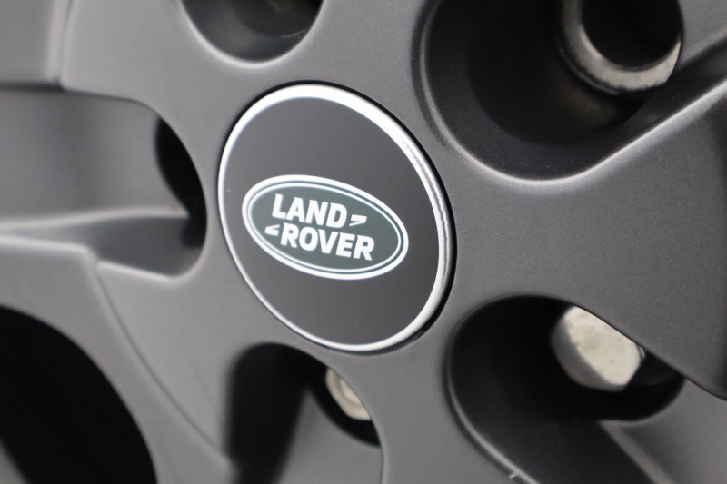 Used Land Rover Defender 2023 for sale - 77915620: Photo 46