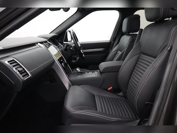 Used Land Rover Discovery 2023 for sale - 79340561: Photo
